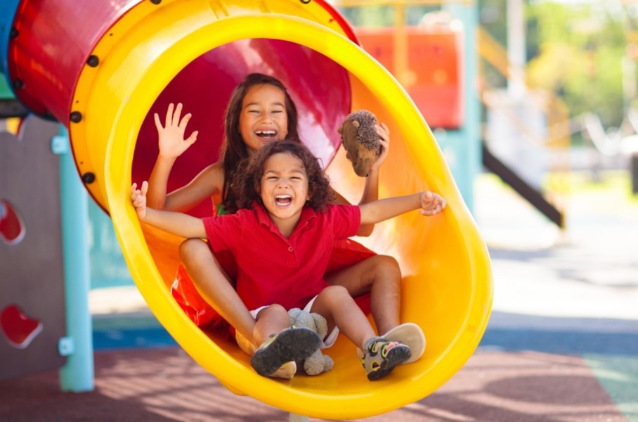 Conheça 7 objetivos de brincar no parque na educação infantil