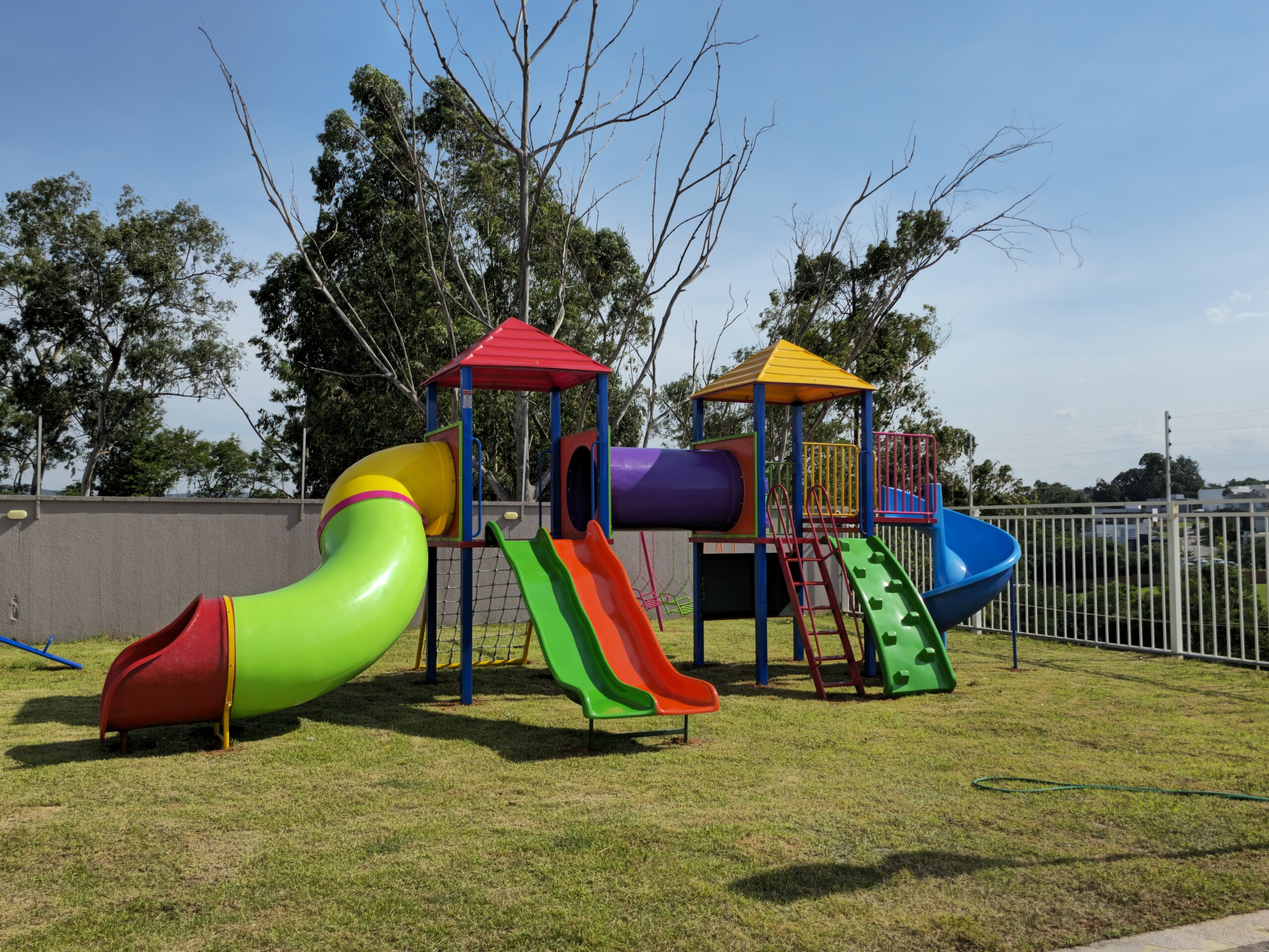 brinquedos para &aacute;rea externa